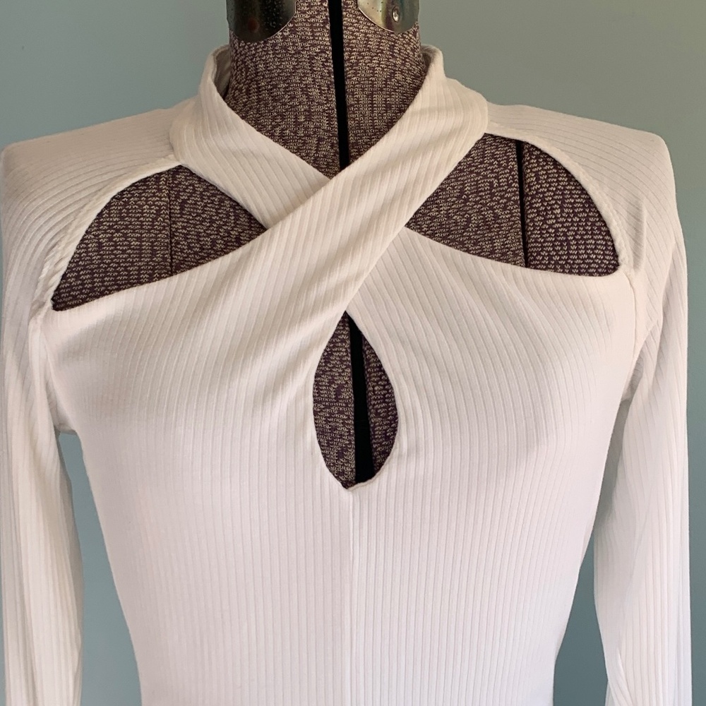 ASTR The Label Large off white cut out long sleeve ribbed body suit FLAWS